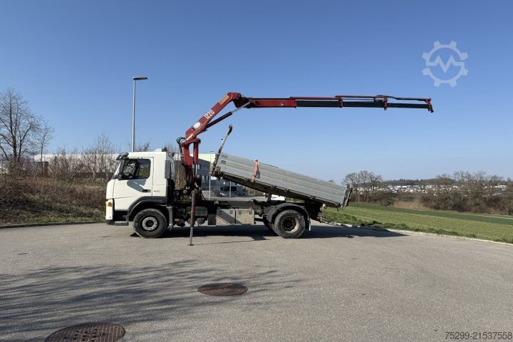 Truck mounted crane Volvo FM9-300 4x2 HMF 1223 K3 / Swiss-Vehicle