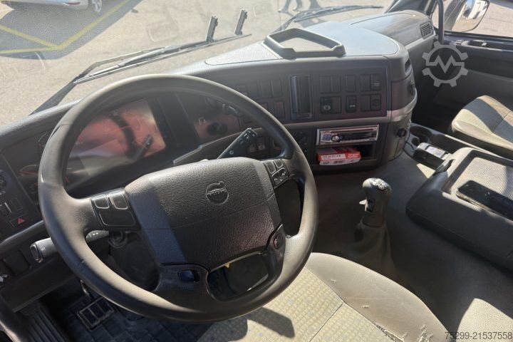 Truck mounted crane Volvo FM9-300 4x2 HMF 1223 K3 / Swiss-Vehicle