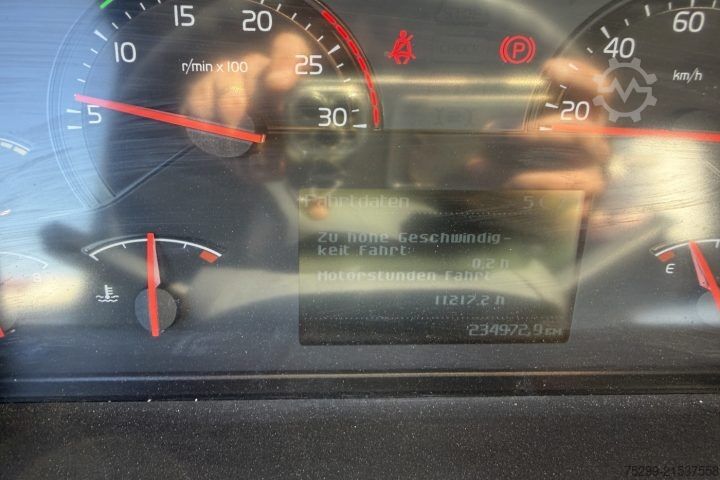 Truck mounted crane Volvo FM9-300 4x2 HMF 1223 K3 / Swiss-Vehicle