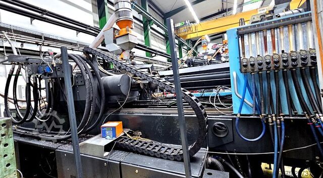 Spritzgießmaschine DEMAG System 1300/1500-11500
