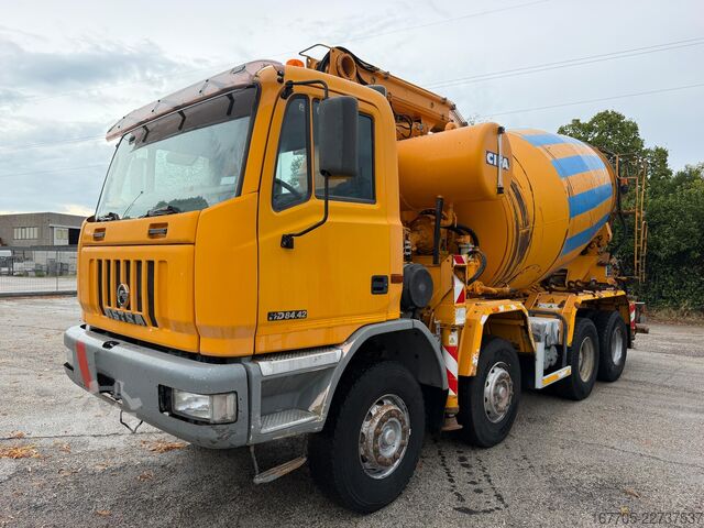 Betonpumpen-LKW Astra HD7 84.42