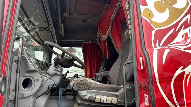 Fahrgestell mit Fahrerhaus Scania 164 - 580 (MANUAL GEARBOX / LAMES / STEEL SUSPE...