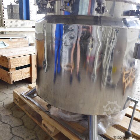 259 liter heatable/coolable pressure vessel made of V4A with propeller agitator 9158