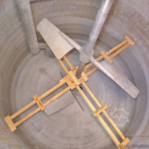 5000-liter heatable/coolable pressure vessel made of V4A with beam agitator Stöcklin 8829