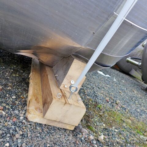 3860 liter pressure vessel made of V4A with beam agitator 8809