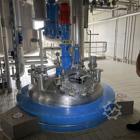 3690 liter heatable/coolable reactor made of V4A with beam agitator HANAG 8758