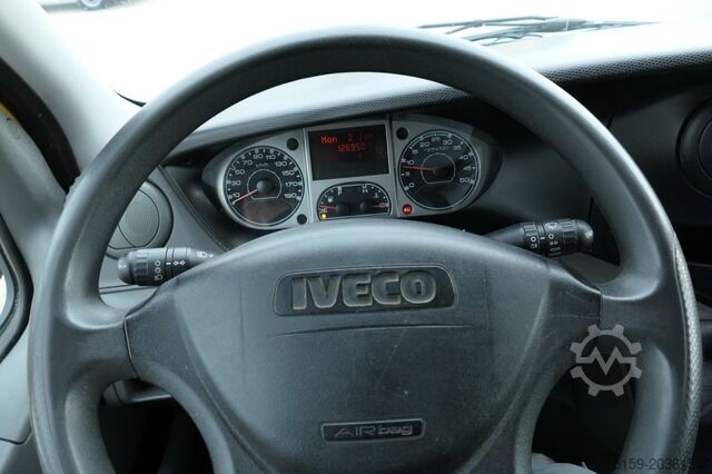 Transporter mit Koffer iveco Daily 35 S11 C30C AUTOMATIK KAMERA Regale LUFT