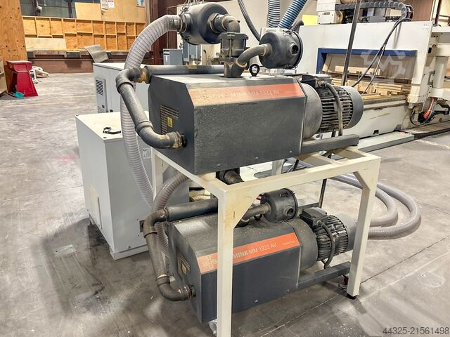 5-Achs-Bearbeitungszentrum SCM ACCORD 40 FX