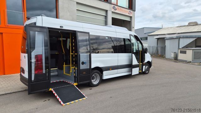 Kleinbus MERCEDES-BENZ Sprinter 517 Heckniederflur Vorlauffahrzeug