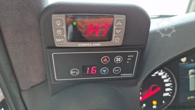 Kleinbus MERCEDES-BENZ Sprinter 517 Heckniederflur Vorlauffahrzeug