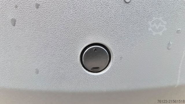 Kleinbus MERCEDES-BENZ Sprinter 517 Heckniederflur Vorlauffahrzeug