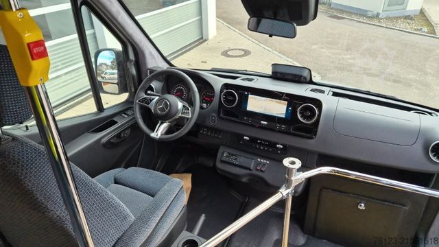 Kleinbus MERCEDES-BENZ Sprinter 517 Heckniederflur Vorlauffahrzeug