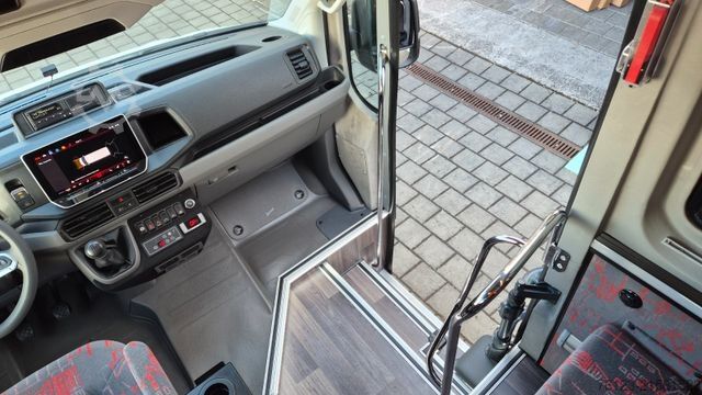Kleinbus VW MAN TGE Lagerfahrzeug Crafter Sonderpreis
