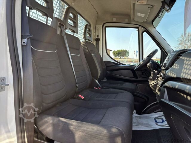 Fester Körper IVECO Daily 35