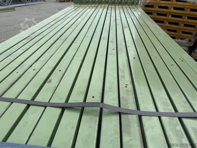 2,700 mm / Section: 127 x 50 mm / green / 3 HP BITO PL38 Palettenregaltraverse Traverse Regal
