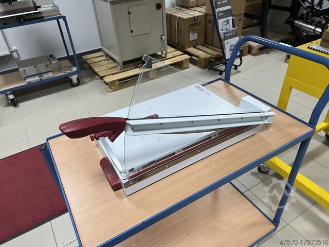 Papierschneidemaschine Ideal 1046