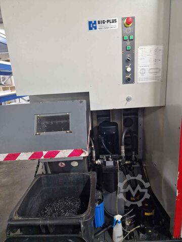Vertical machining center Quaser MV 154 PL