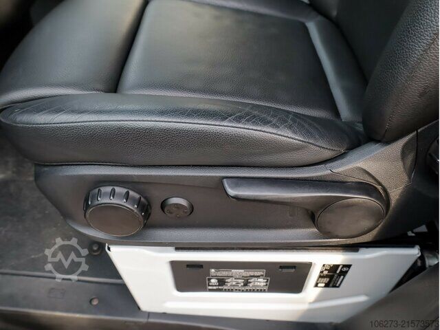 Van Mercedes-Benz Sprinter 215CDI Pritsche,3.259mmRadstand,MBUX