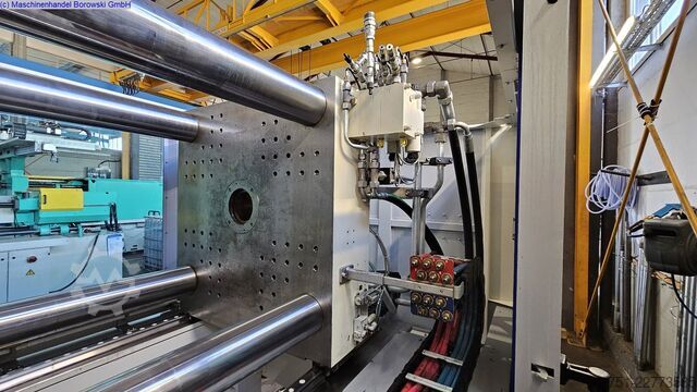 Injection molding machine KraussMaffei KM 300-1400 CX