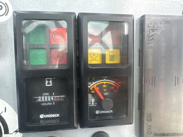 Vierwege-Gabelstapler Combilift CB4500//2019 year // Triplex 6400 mm