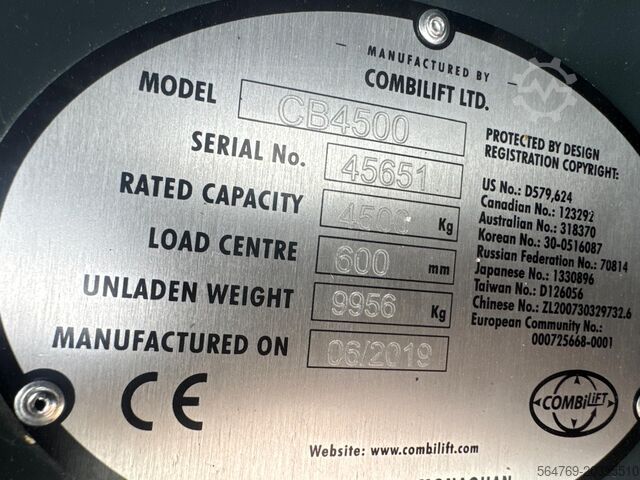 Vierwege-Gabelstapler Combilift CB4500//2019 year // Triplex 6400 mm