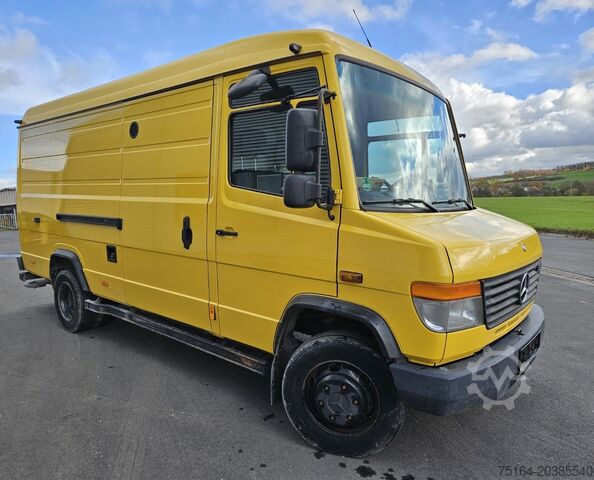 Minibus Mercedes-Benz Vario 818 D Werkstatteinrichtung