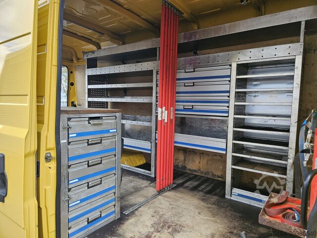 Minibus Mercedes-Benz Vario 818 D Werkstatteinrichtung