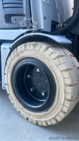 Electric - 3 wheels Still RX 20-18 Li-ion / 2020y/ 5m/ 10517h