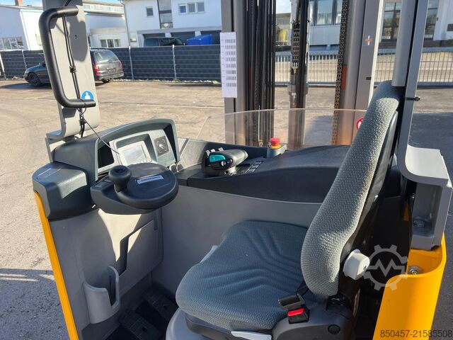 Reach Trucks Jungheinrich ETM 214 Li-ion/ Camera/ drive-in