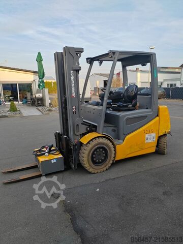 Elektrisch – 4 Räder Jungheinrich EFG 535k 3.5t/ 5m/ 2424mh/ 4v