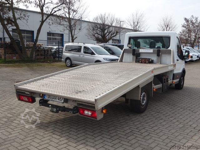 Autotransporter FORD Transit 350 L4 Autotransporter 130PS Winde
