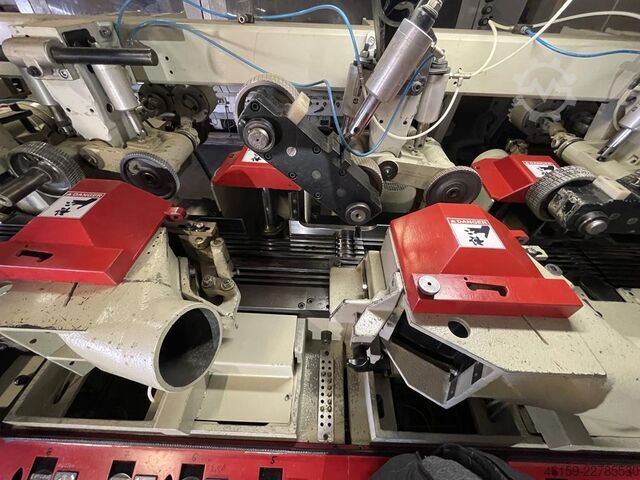 Moulder WEINIG HYDROMAT 23  (9 spindle) GROOVED