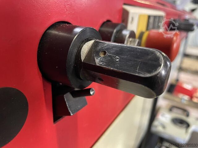 Moulder WEINIG HYDROMAT 23  (9 spindle) GROOVED