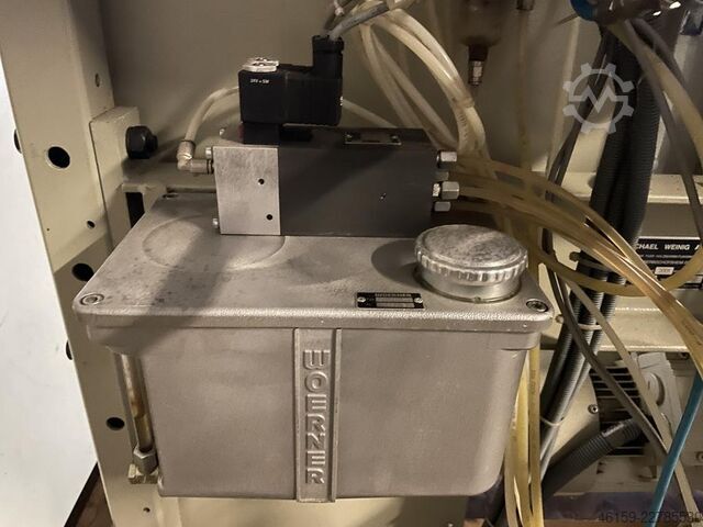 Moulder WEINIG HYDROMAT 23  (9 spindle) GROOVED