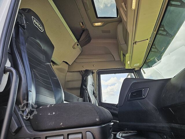 Standard-SZM IVECO S-WAY AS440S46