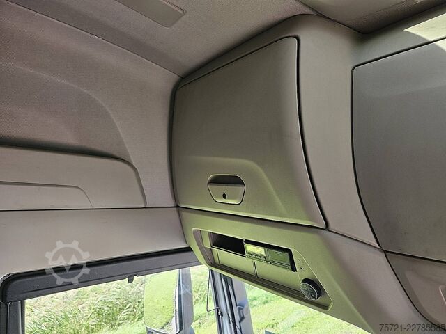 Standard-SZM IVECO S-WAY AS440S46