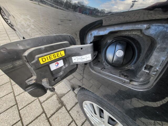 Mehrzweckfahrzeug Peugeot Traveller Business L3