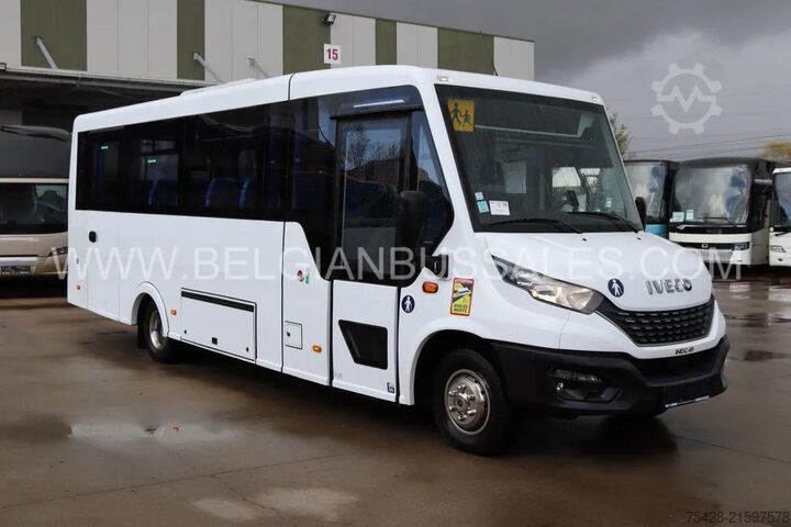 Kleinbus Indcar Mobi /Airco/Automatic gearbox/33pl