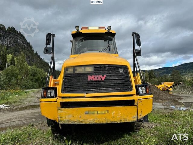 Muldenfahrzeug Moxy MT26 6x6 Dumper. Delivered Certified.