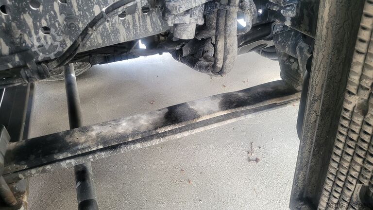 Standard SZM Mercedes-Benz 1845 Big Space Retarder Silo Kompressor