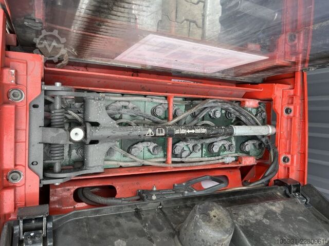 Stand-on stacker Linde L16AP