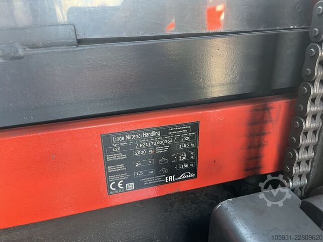 Pedestrian Stacker Linde L20
