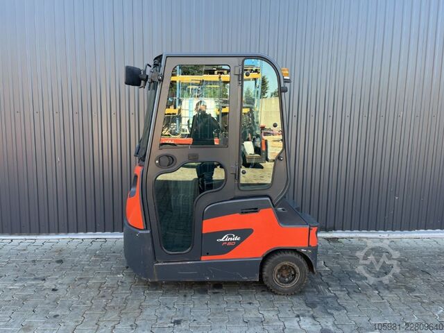Tow Tractor Linde P60