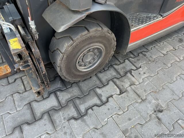 LPG Forklifts Linde H25T-01