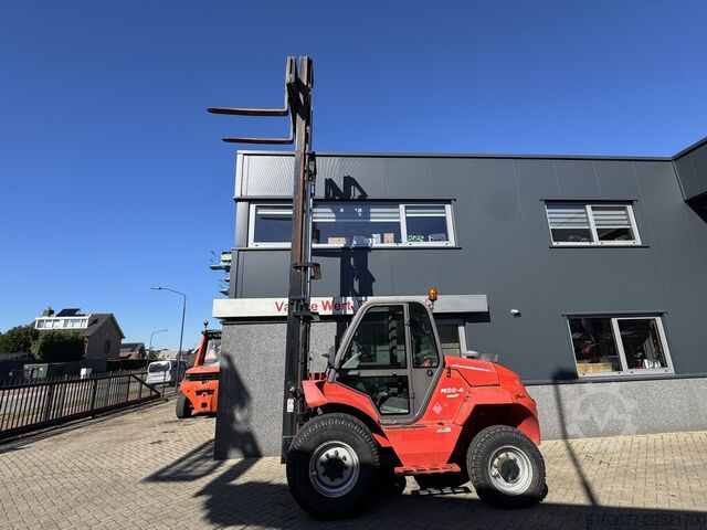 Manitou M 30-4 ST3B Geländestapler 4x4 Triplex 5,50 m Seitenschieber 4.050 Betriebsstunden Perkins D MANITOU M 30-4 ST3B  Ruwterrein heftruck 4x4 Triplo 550 Sideshift 4050UUR Perkins DIESEL 2015
