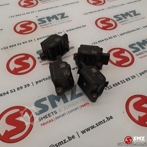 Motorteil Mercedes Occ set van 4 magneetventielen AMG C63S Mercedes