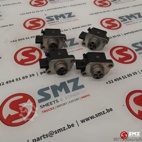 Motorteil Mercedes Occ set van 4 magneetventielen AMG C63S Mercedes