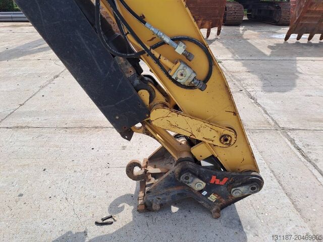 Raupenbagger CAT 330DL UHD (21m UHD + Short Arm)