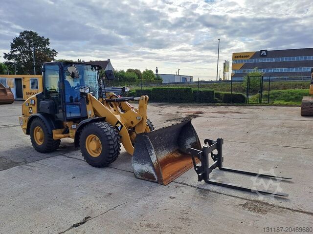 Radlader CAT 906 (Bucket+Forks)
