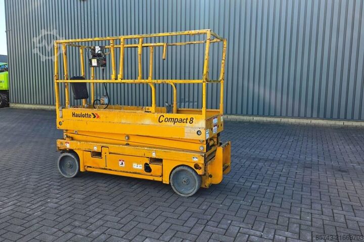 Scissor lift Haulotte Compact 8 Electric, 8.2m Working Height, 350kg Cap